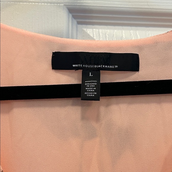White House Black Market Peach Floral Blouse - Picture 2 of 3